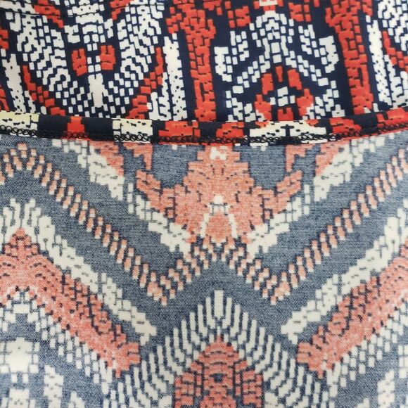 Womens Top Small Chevron Print Multicolored Tank Sleeveless Stretch Pleats Scoop - Picture 7 of 8